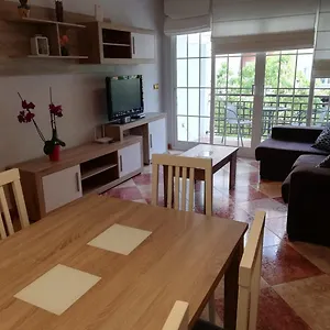 https://apartamento-olivia.1costadelsol.com